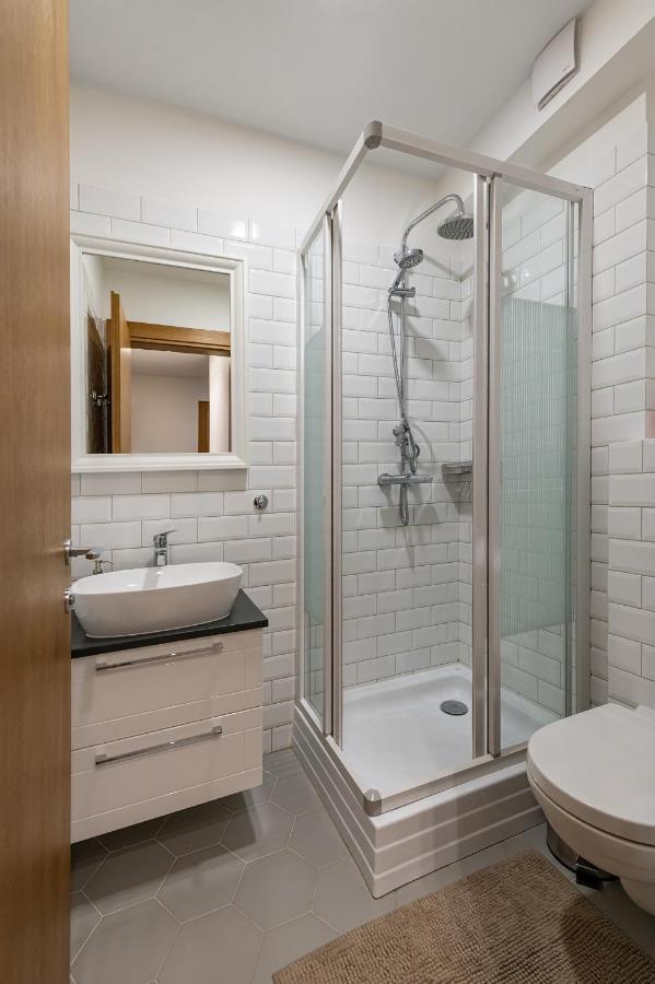 Downtown 4Bd Master Apartment By Hostlovers Κάουνας Εξωτερικό φωτογραφία