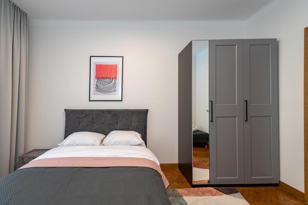 Downtown 4Bd Master Apartment By Hostlovers Κάουνας Εξωτερικό φωτογραφία