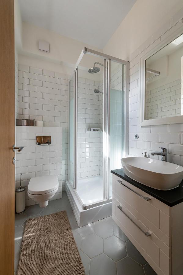 Downtown 4Bd Master Apartment By Hostlovers Κάουνας Εξωτερικό φωτογραφία