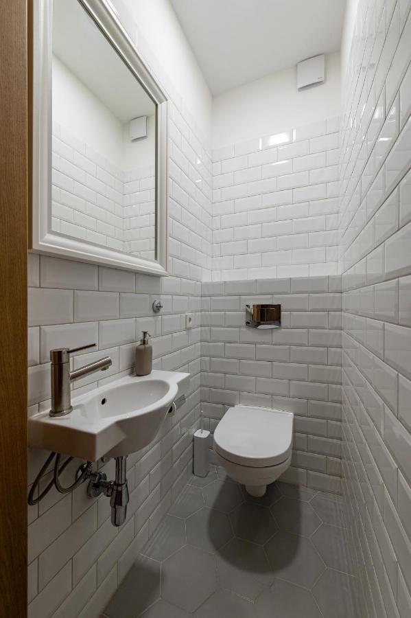 Downtown 4Bd Master Apartment By Hostlovers Κάουνας Εξωτερικό φωτογραφία