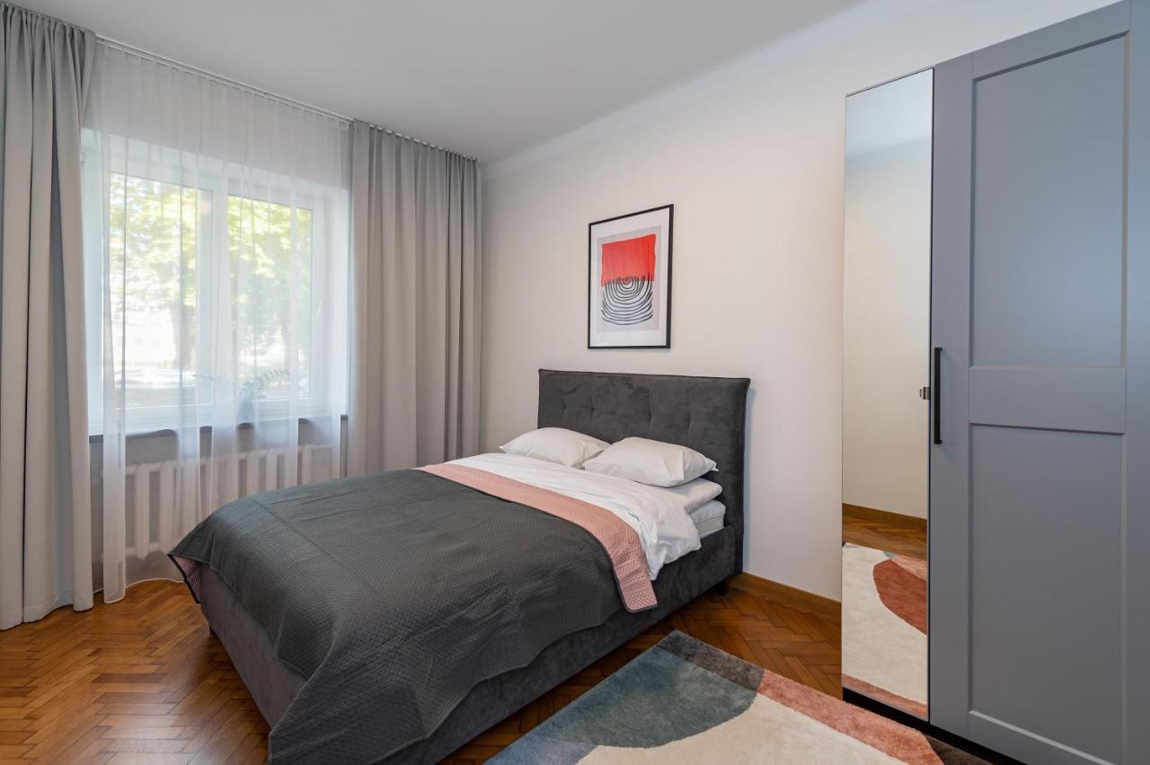 Downtown 4Bd Master Apartment By Hostlovers Κάουνας Εξωτερικό φωτογραφία