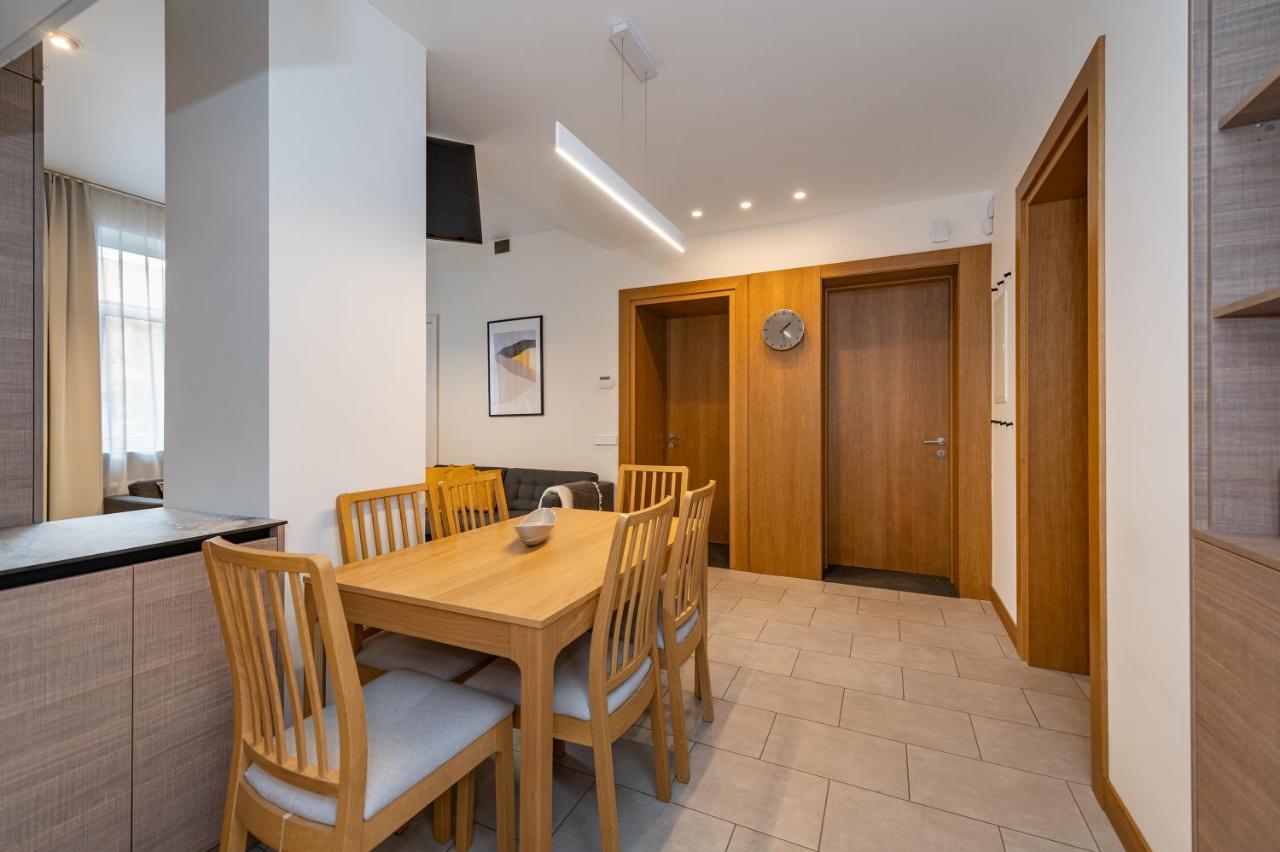Downtown 4Bd Master Apartment By Hostlovers Κάουνας Εξωτερικό φωτογραφία